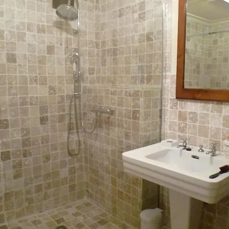 City Zeedijk Apartman *